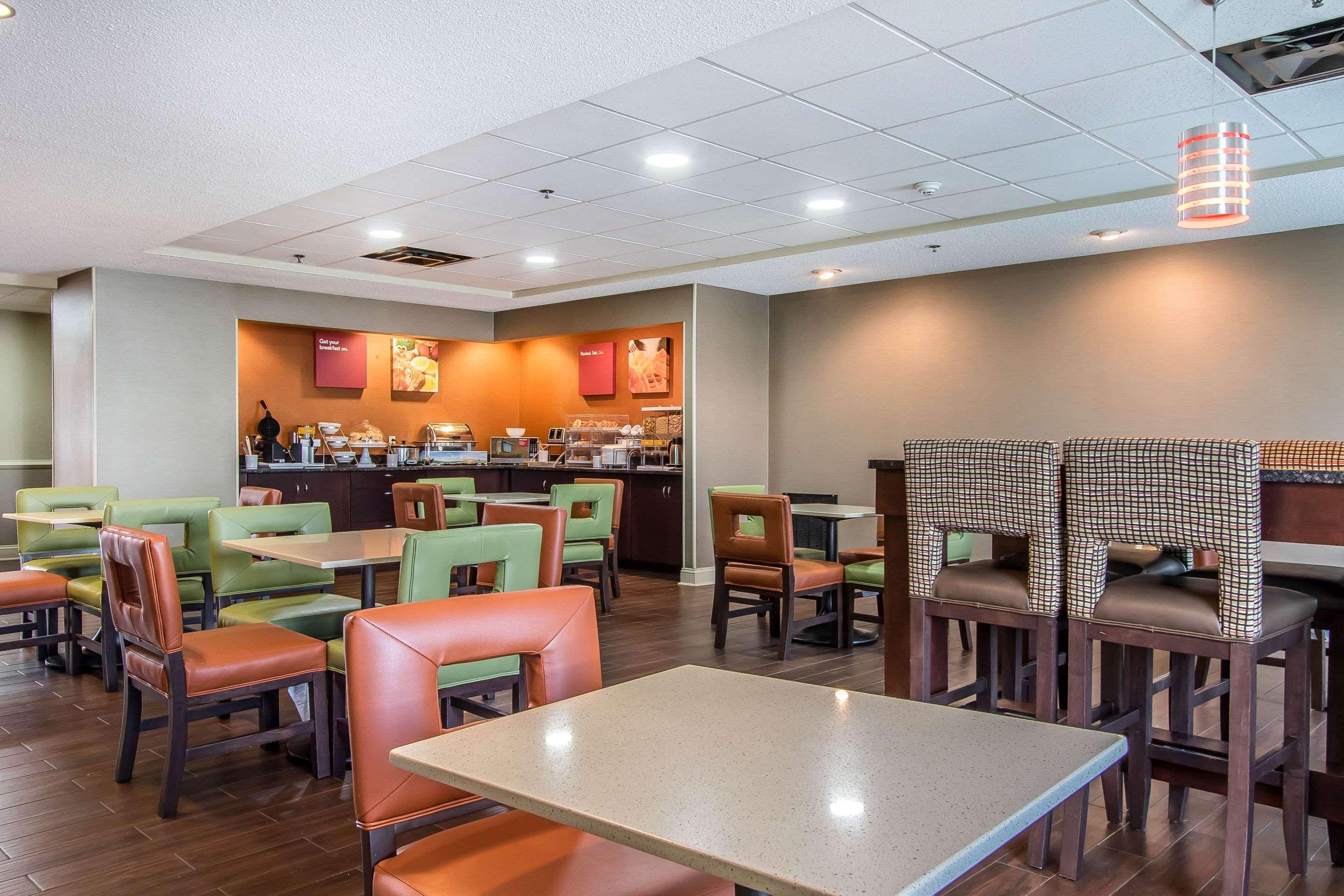 Comfort Suites Richmond Dış mekan fotoğraf