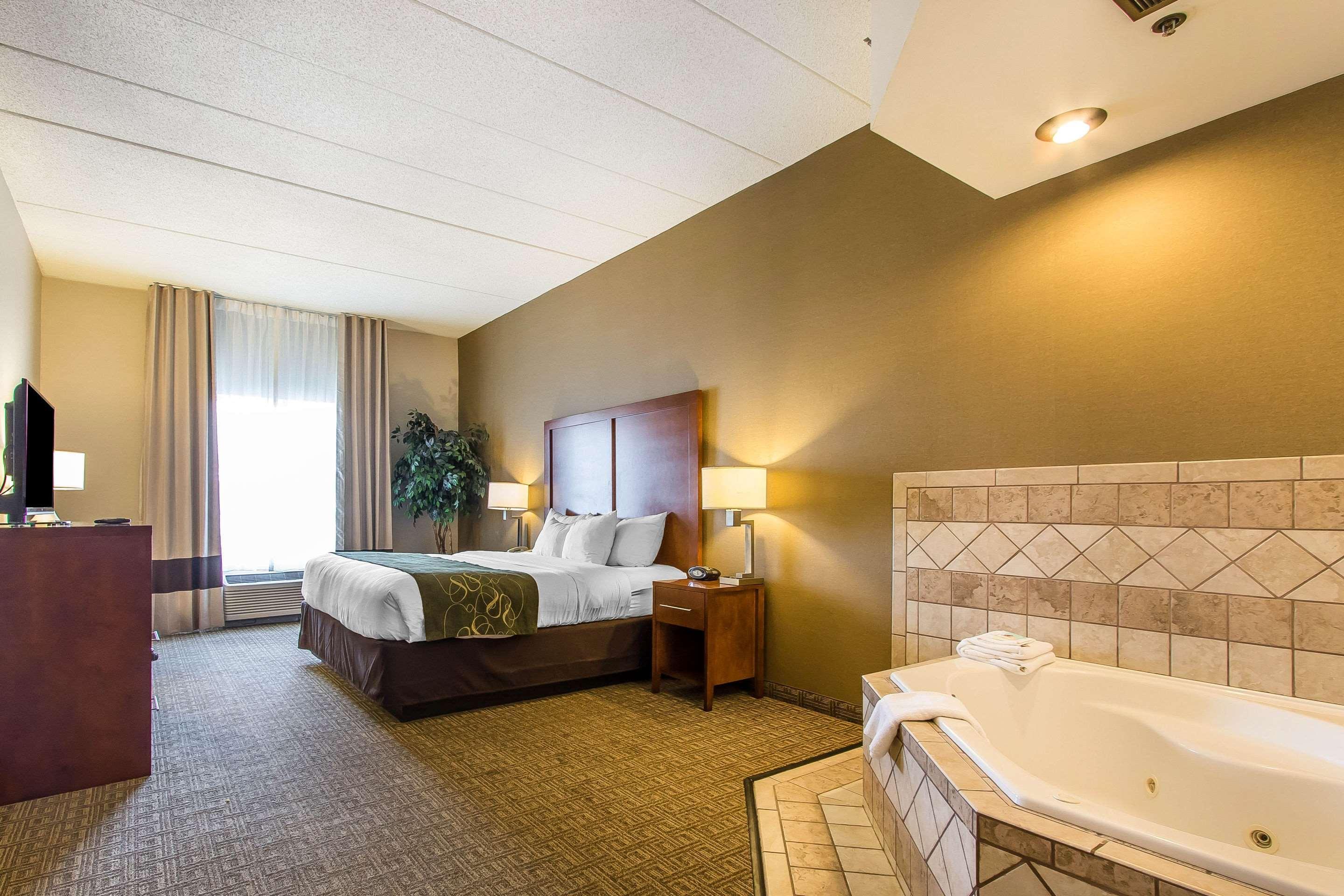 Comfort Suites Richmond Dış mekan fotoğraf